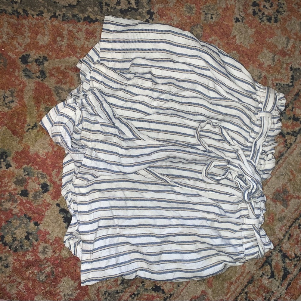 Hollister colored shorts
